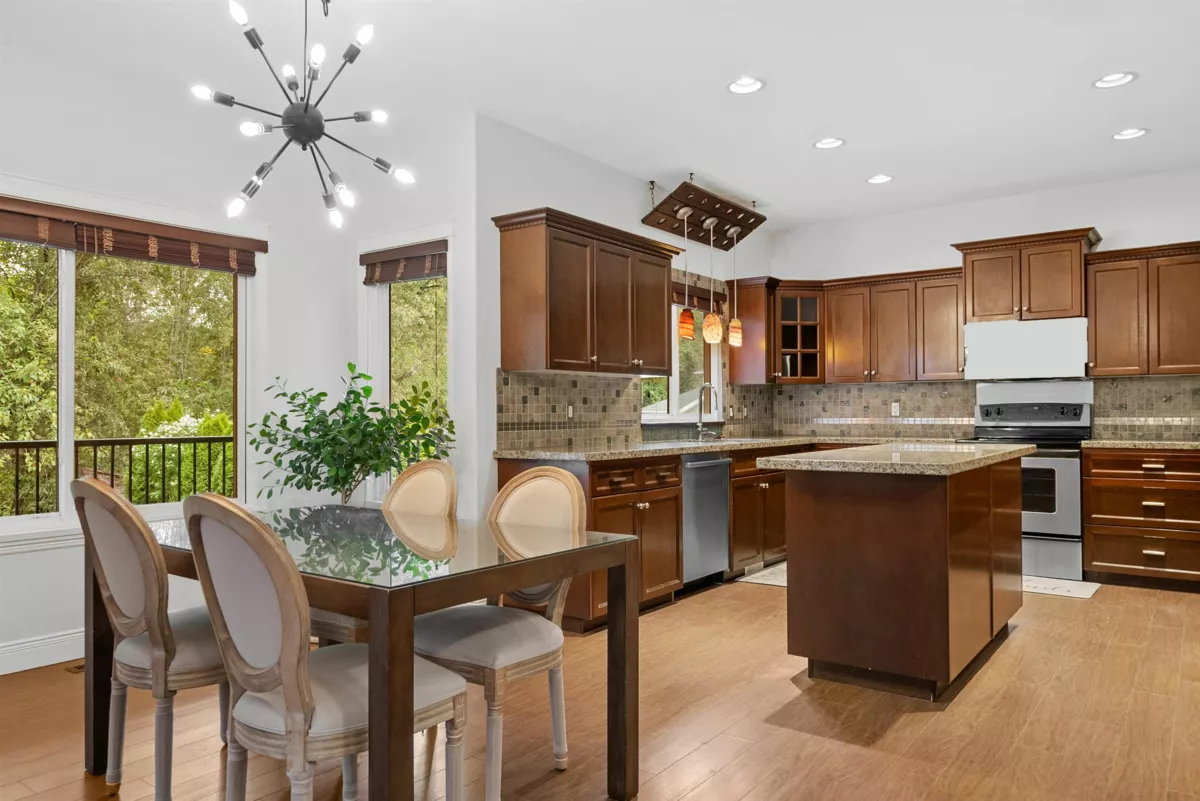 Family Room Photo of 10410 Slatford Street, Maple Ridge, BC