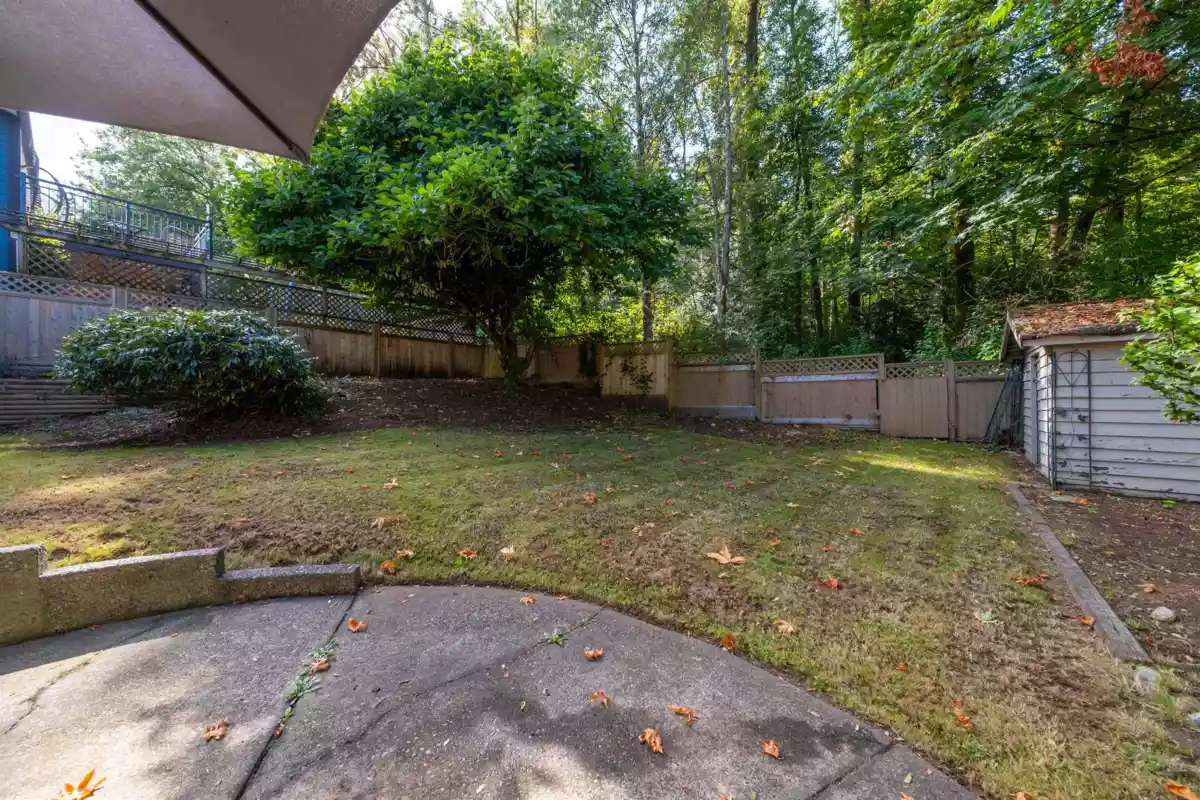 Garage Interior Photo of 11436 Royal Crescent, Surrey, BC