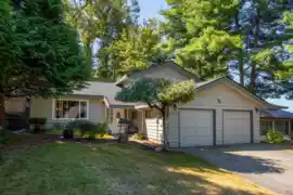 11436 Royal Crescent, Surrey, BC