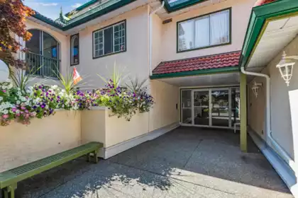 202 1447 Best Street, White Rock, BC, White Rock — Apartment/Condo for sale