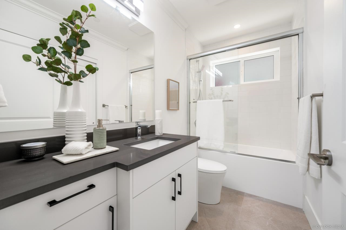 Bedroom 4 Photo of 1427 E 27th Avenue, Vancouver, BC