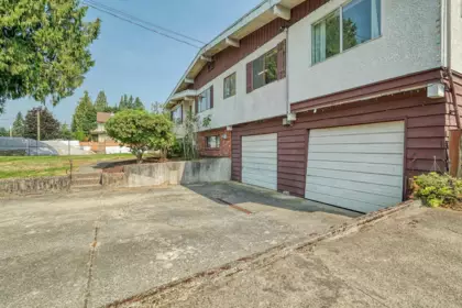 8904 Gay Street, Langley, BC, Langley — Single Family Residence for sale