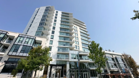 408 1342 Johnston Road, White Rock, BC, White Rock — 1 bed apartment/condo for sale