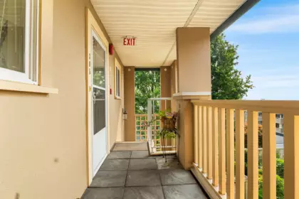305 257 E Keith Road, North Vancouver, BC, North Vancouver — Apartment/Condo for sale