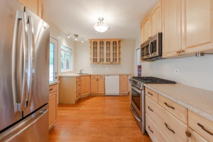 Kitchen Photo of 3729 Wellington Street, Port Coquitlam, BC
