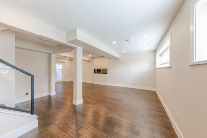 Basement Recreation Room Photo of 3729 Wellington Street, Port Coquitlam, BC