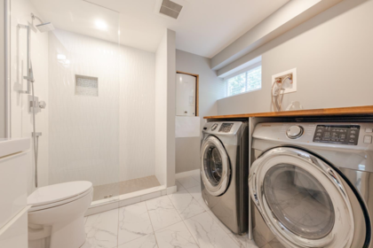 Hot Tub / Spa Photo of 3729 Wellington Street, Port Coquitlam, BC