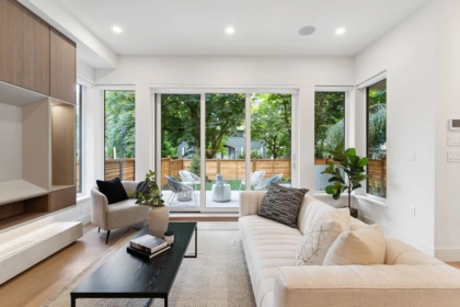 1 610 E 10th Avenue, Vancouver, BC, Vancouver — Half Duplex for sale