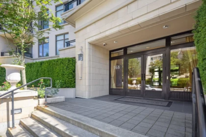 103 568 Waters Edge Crescent, West Vancouver, BC, West Vancouver — Apartment/Condo for sale
