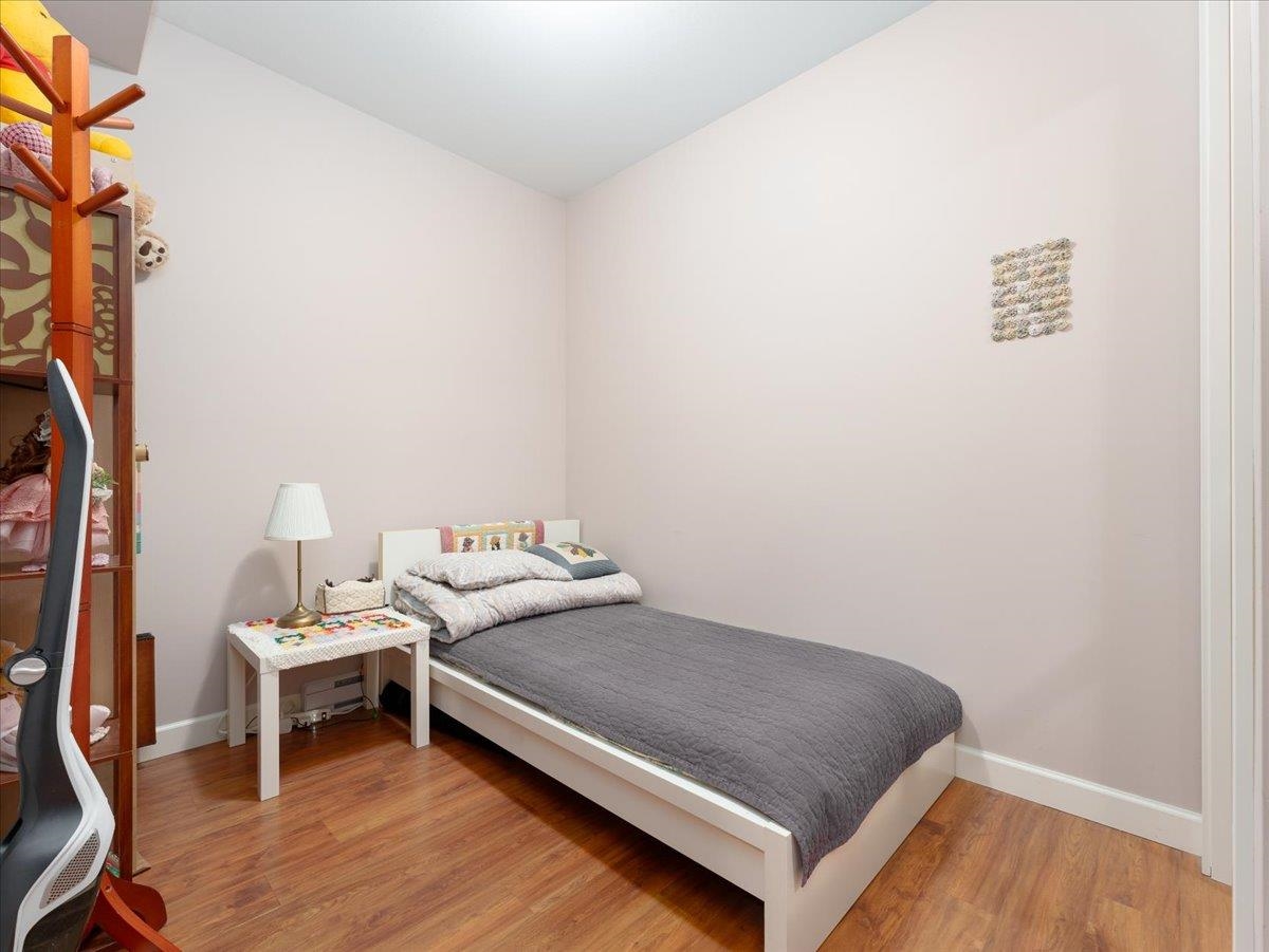 Guest Bathroom Photo of 225 8288 207a Street, Langley, BC