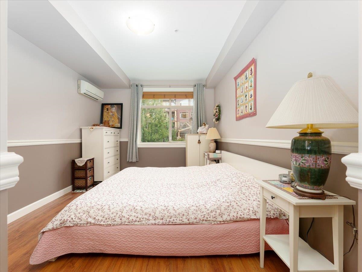 Primary Bathroom Photo of 225 8288 207a Street, Langley, BC