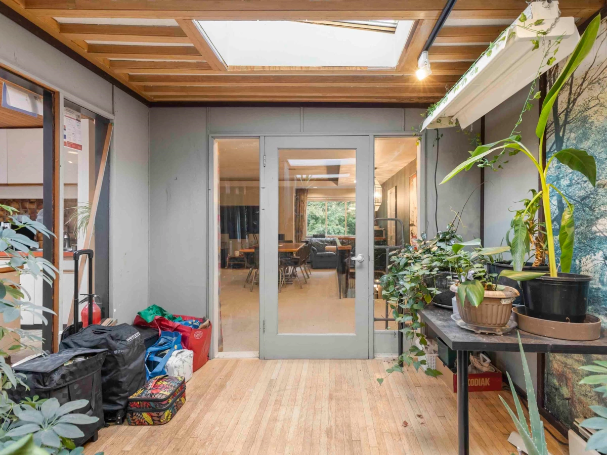 Breakfast Nook Photo of 4564 W 11th Avenue, Vancouver, BC