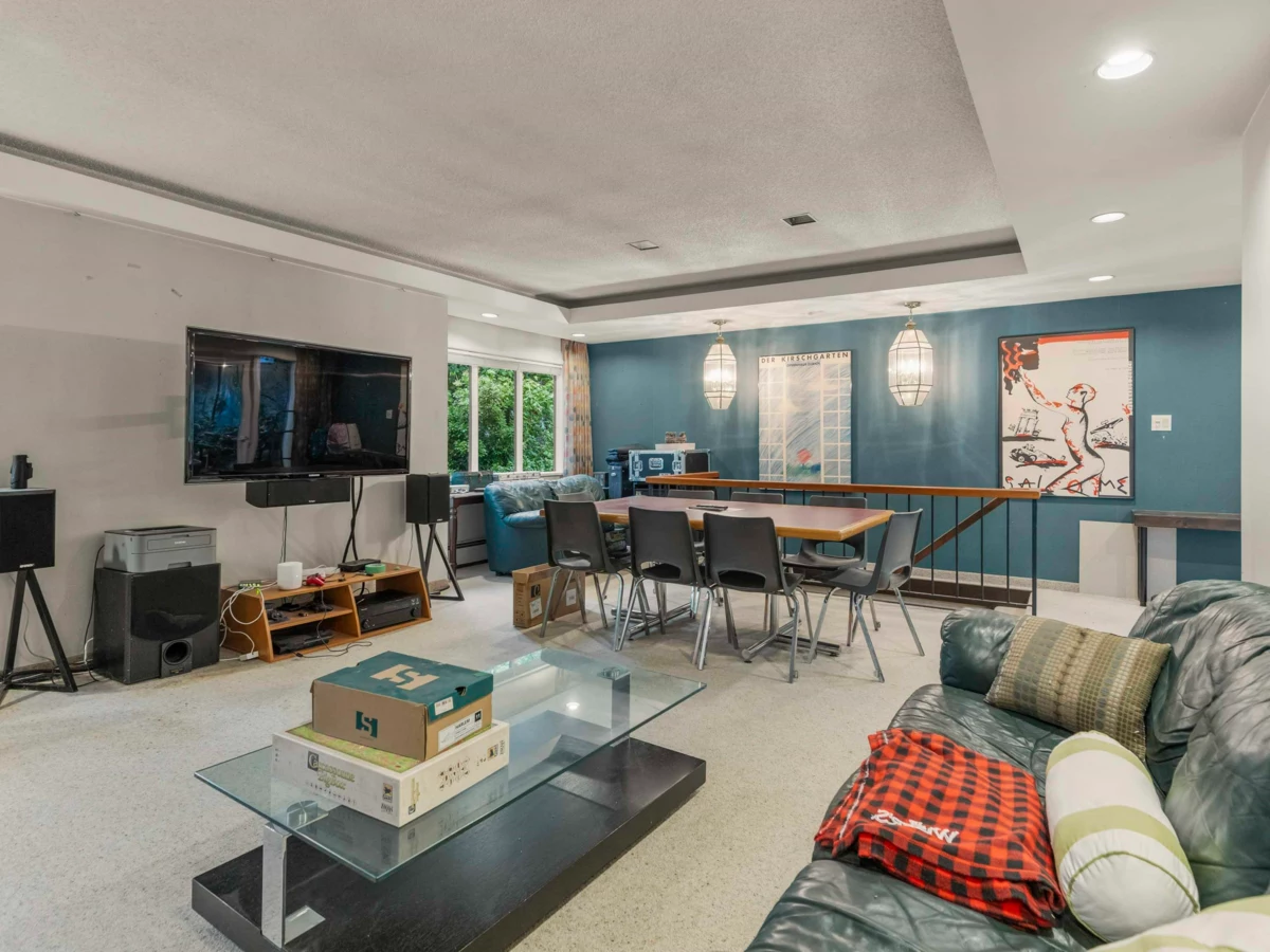 Kitchen Island Photo of 4564 W 11th Avenue, Vancouver, BC