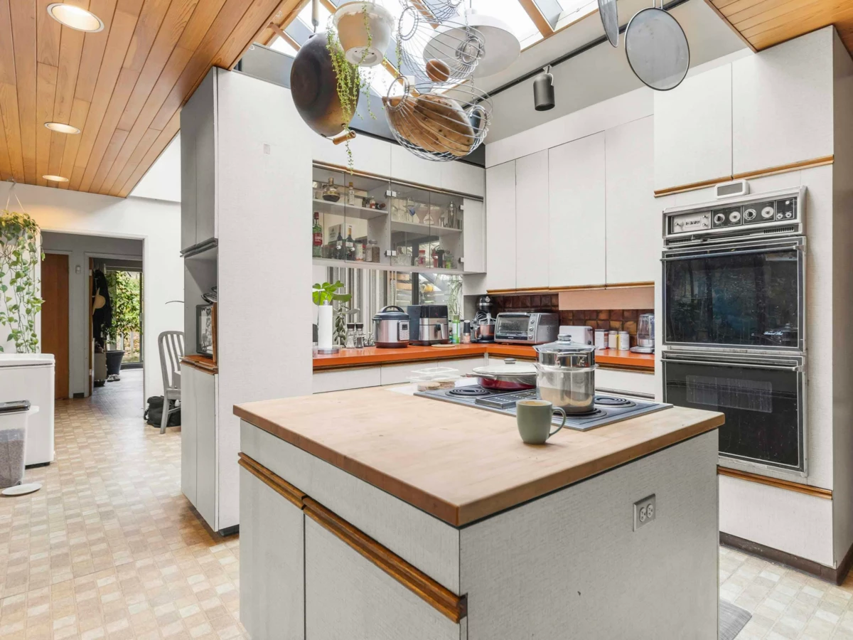 Primary Bedroom Photo of 4564 W 11th Avenue, Vancouver, BC