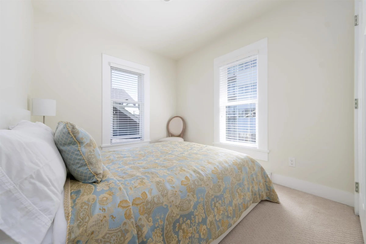 Bedroom 2 Photo of 408 Eighth Street, New Westminster, BC