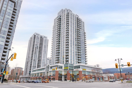 1208 3007 Glen Drive, Coquitlam, BC, Coquitlam — Apartment/Condo for sale
