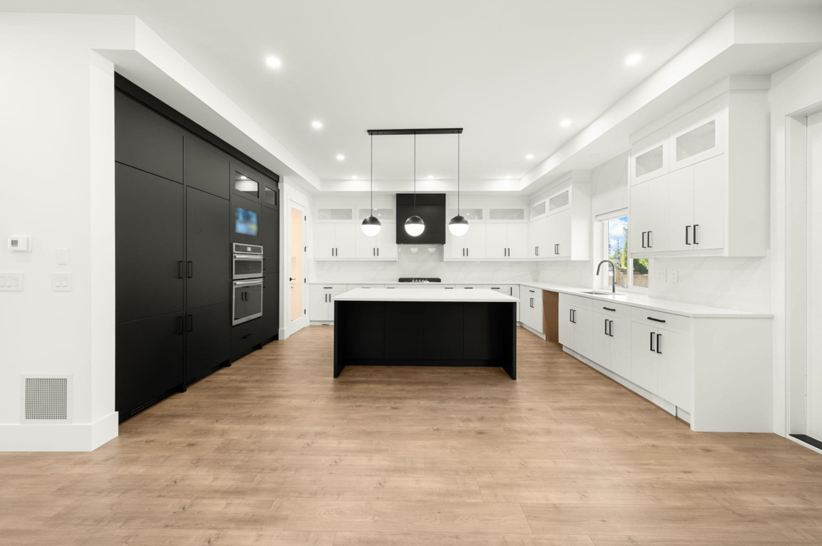 Primary Bedroom Photo of 6821 205 Street, Langley, BC