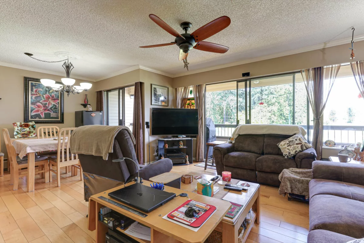 Primary Bathroom Photo of 301 1048 King Albert Avenue, Coquitlam, BC