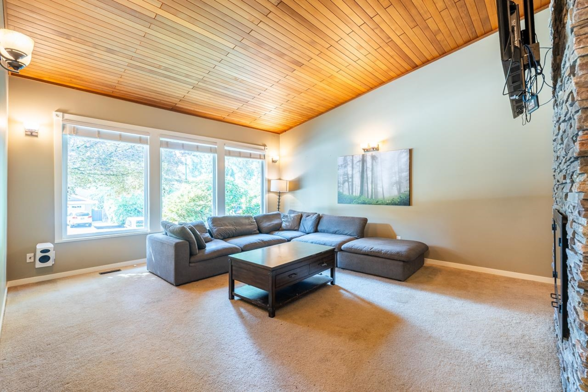Kitchen Photo of 2419 Oranda Avenue, Coquitlam, BC