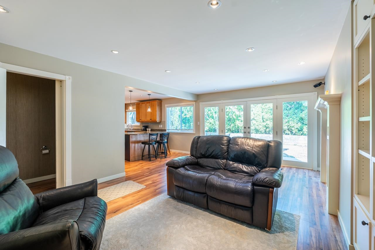 Office / Den Photo of 2419 Oranda Avenue, Coquitlam, BC