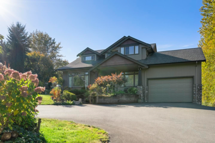 2 4615 232 Street, Langley, BC, Salmon River — 4 bed single family residence for sale