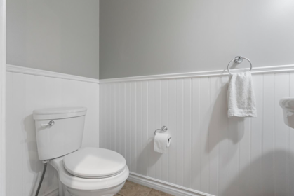Guest Bathroom Photo of 2 4615 232 Street, Langley, BC