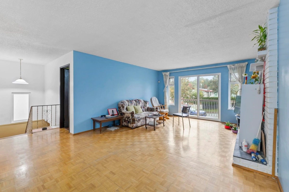 Breakfast Nook Photo of 3361 William Street, Vancouver, BC