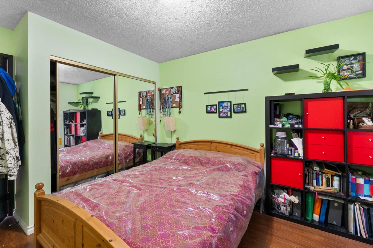 Garage Interior Photo of 3361 William Street, Vancouver, BC