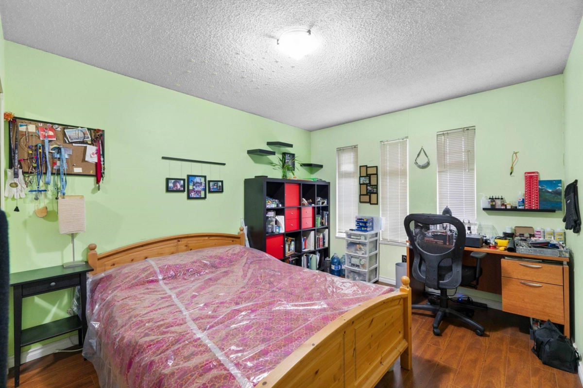 Hallway Photo of 3361 William Street, Vancouver, BC