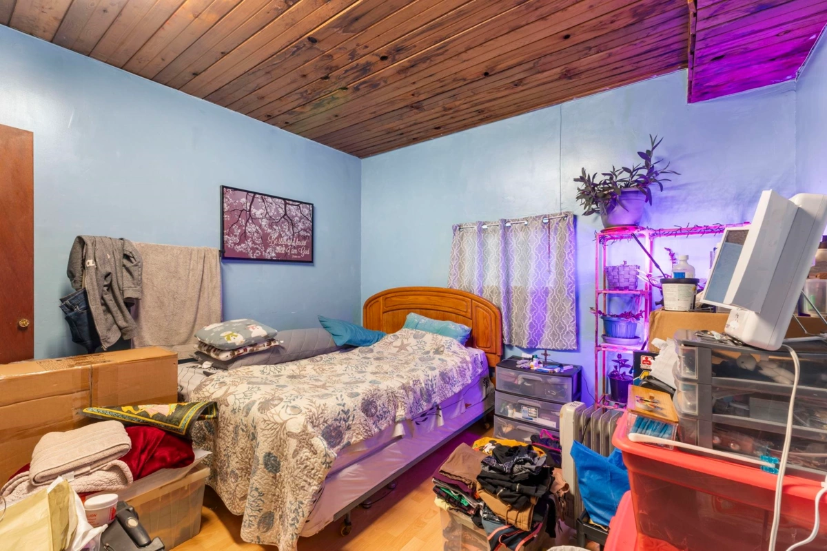 Neighborhood Park Photo Near 3361 William Street, Vancouver, BC