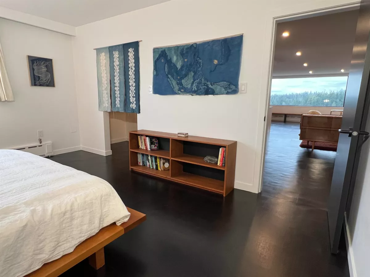 Basement Recreation Room Photo of 901 710 Chilco Street, Vancouver, BC