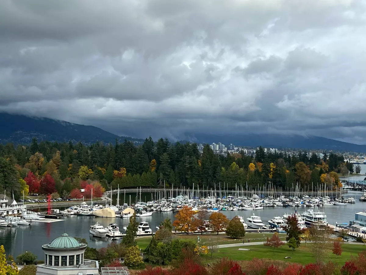 Fitness Center Photo Near 901 710 Chilco Street, Vancouver, BC