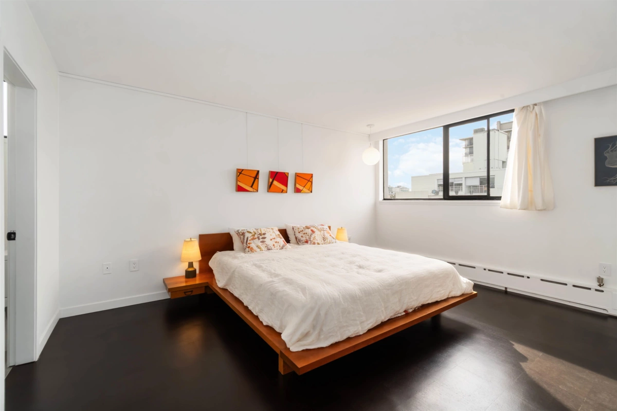 Laundry Room Photo of 901 710 Chilco Street, Vancouver, BC