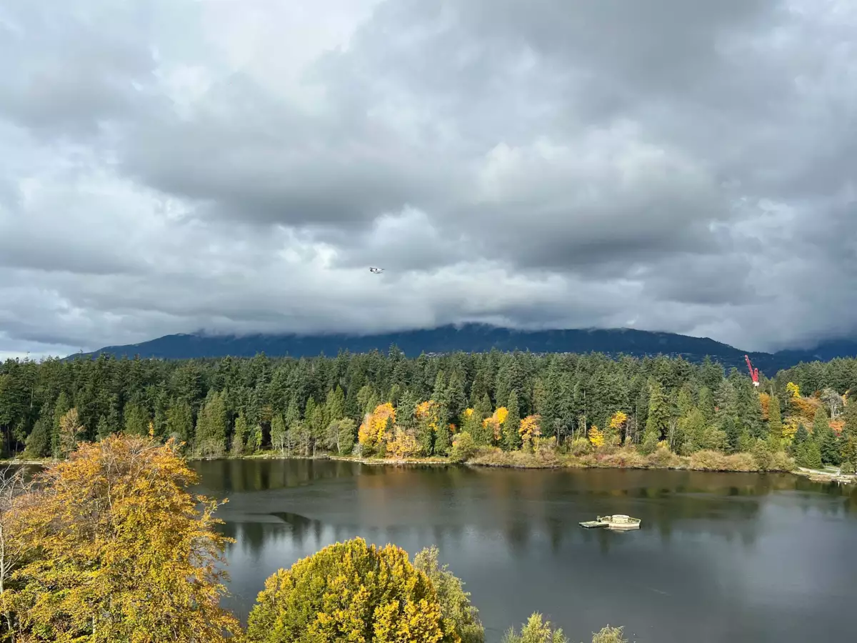 Outdoor Kitchen Photo of 901 710 Chilco Street, Vancouver, BC