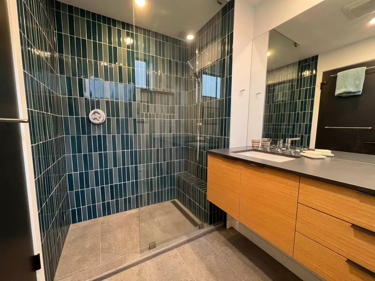 Staircase Photo of 901 710 Chilco Street, Vancouver, BC