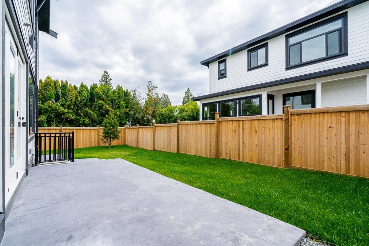 Hot Tub / Spa Photo of 7121 204a Street, Langley, BC