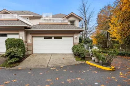 1 11860 River Road, Surrey, BC, Surrey — Townhouse for sale