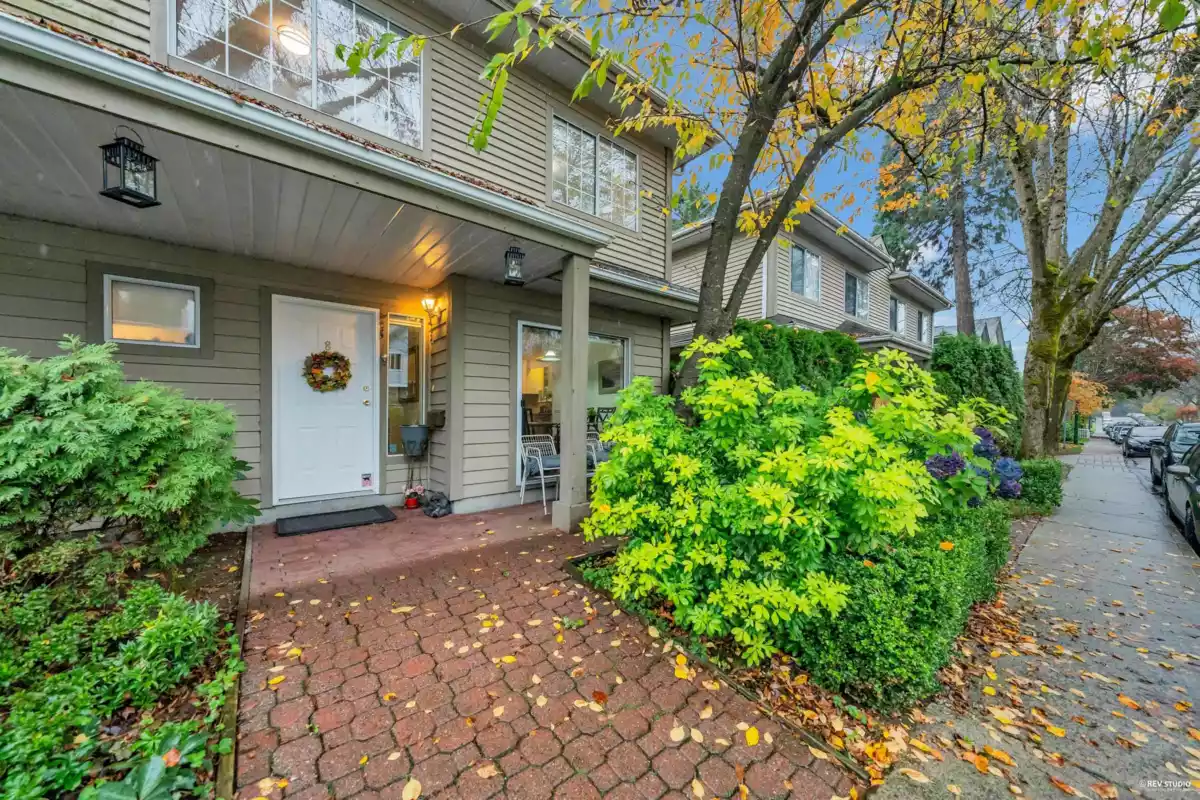 Laundry Room Photo of 8 815 Tobruck Avenue, North Vancouver, BC