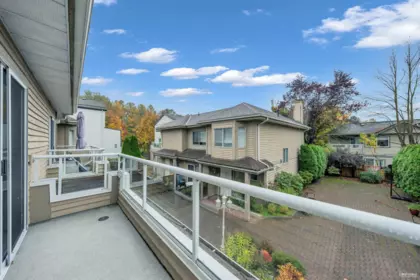 Mudroom Photo of 8 815 Tobruck Avenue, North Vancouver, BC
