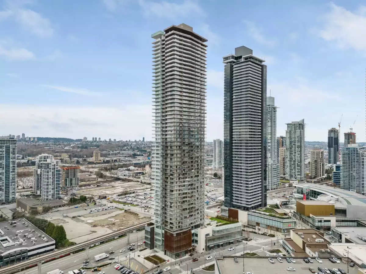 Backyard Photo of 3603 4650 Brentwood Boulevard, Burnaby, BC