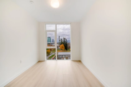 Guest Bathroom Photo of 808 13573 98a Avenue, Surrey, BC