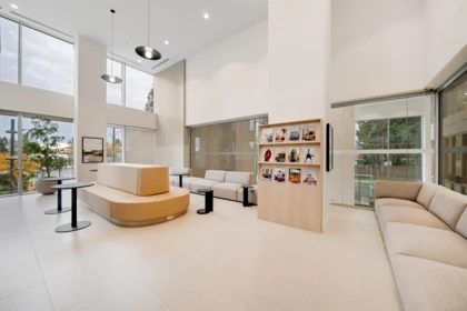 Mudroom Photo of 808 13573 98a Avenue, Surrey, BC