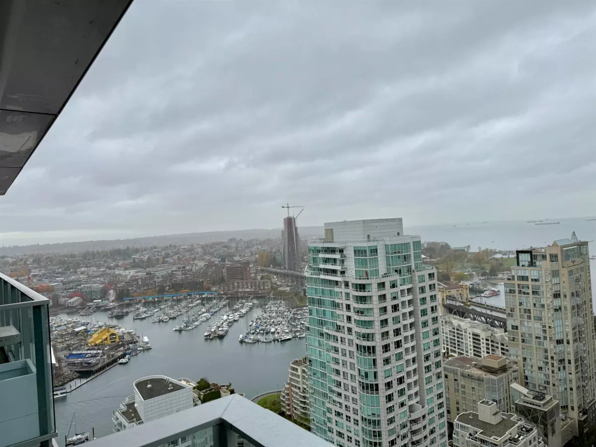 Hot Tub / Spa Photo of 3605 1480 Howe Street, Vancouver, BC