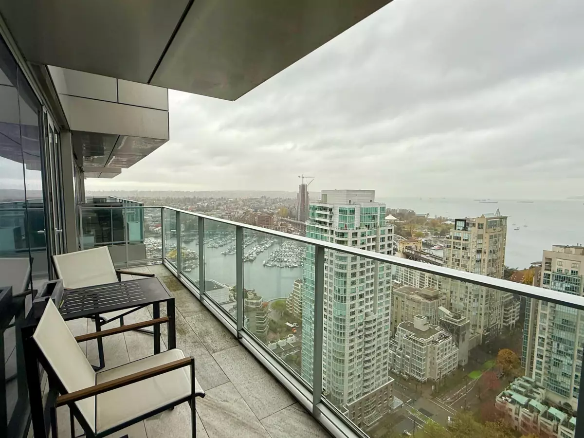 Outdoor Kitchen Photo of 3605 1480 Howe Street, Vancouver, BC