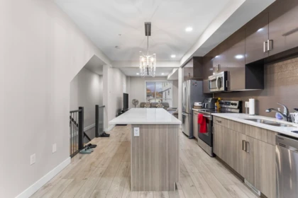 Kitchen Island Photo of 73 8413 Midtown Way, Chilliwack, BC
