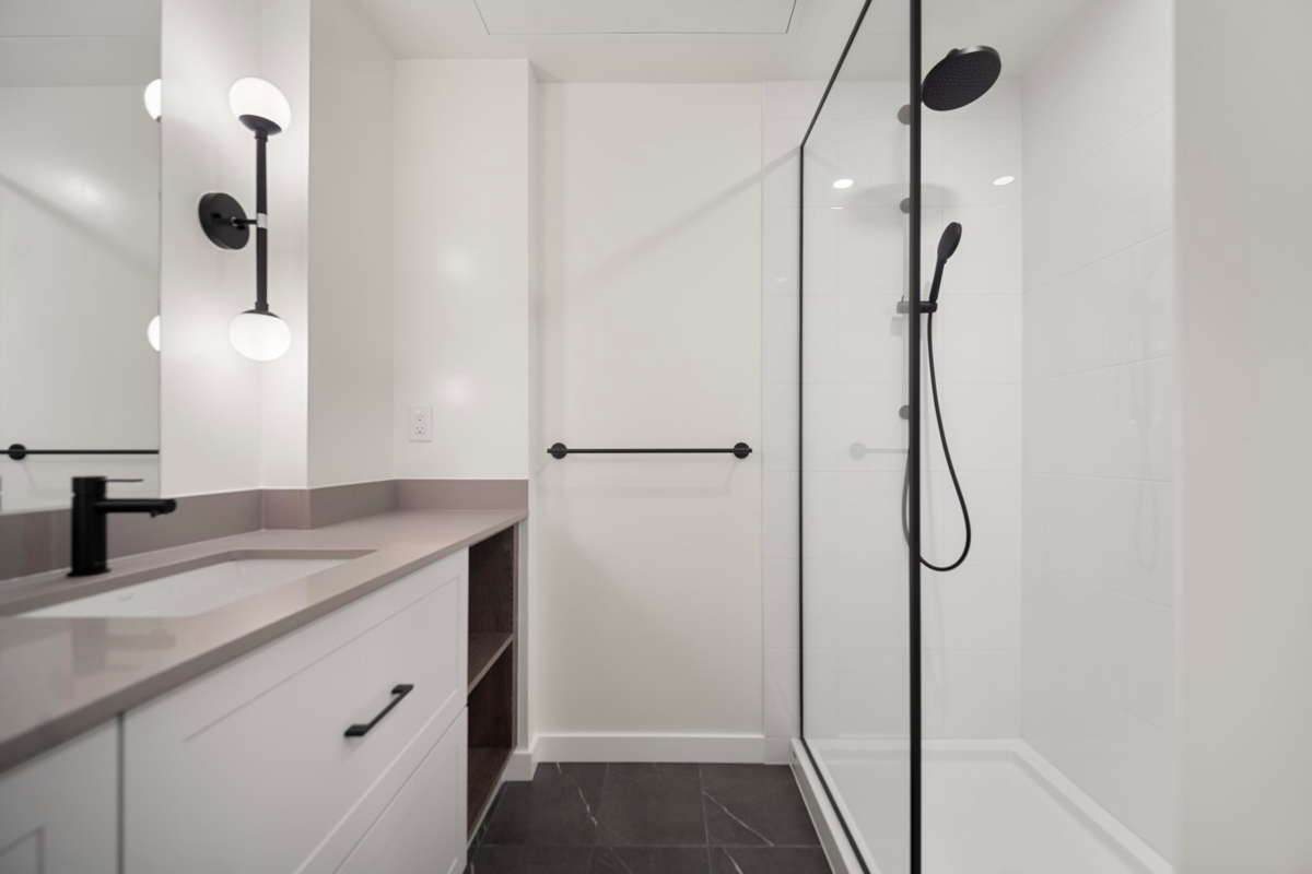 Guest Bathroom Photo of 503 27215 Aldergrove Town Centre Drive, Langley, BC