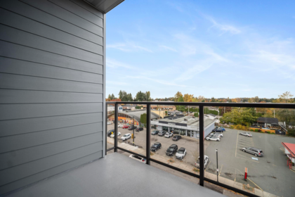 Entry Foyer Photo of 503 27215 Aldergrove Town Centre Drive, Langley, BC