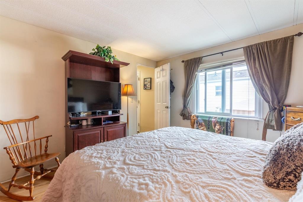 Office / Den Photo of 50 8254 134 Street, Surrey, BC