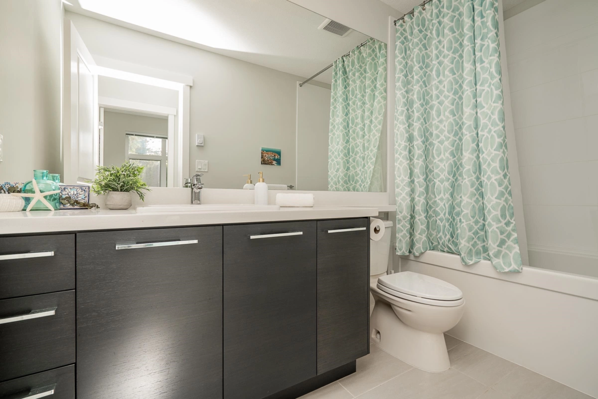 Hallway Photo of 86 1430 Dayton Street, Coquitlam, BC