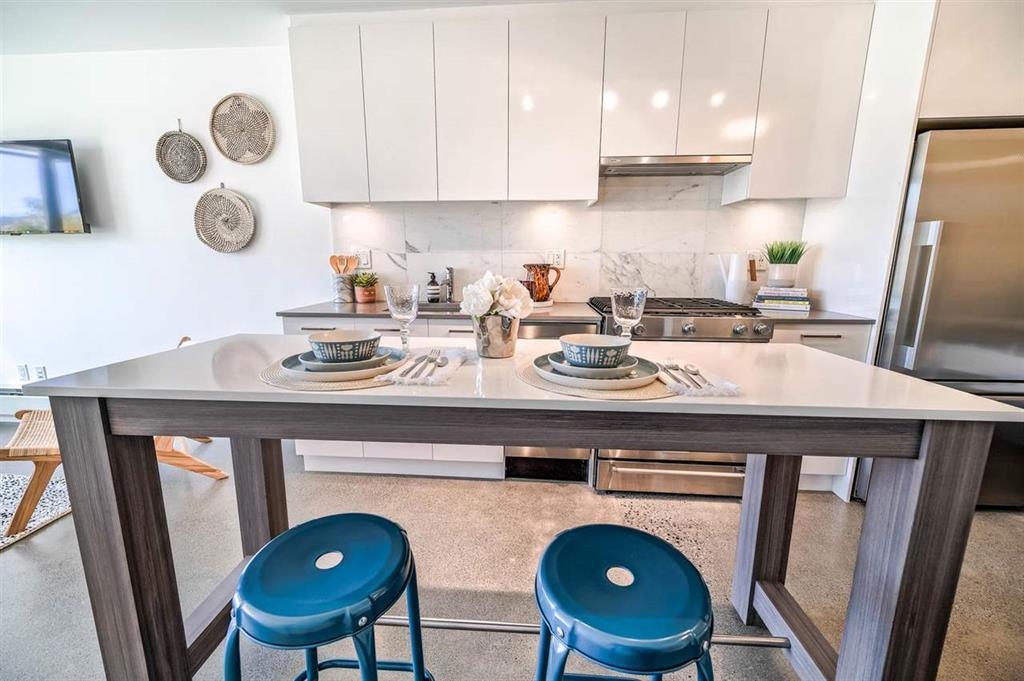 Pantry Photo of 404 231 E Pender Street, Vancouver, BC